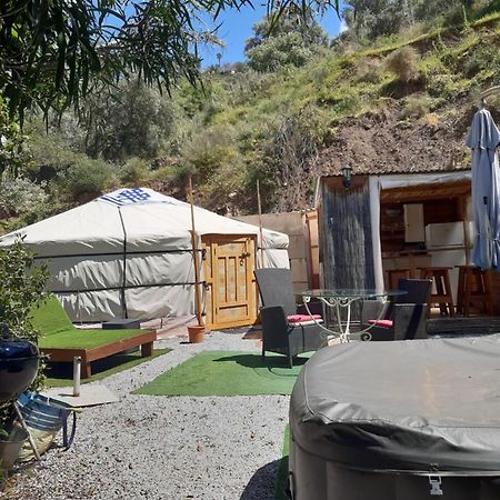 Eldorado Yurt Hotel Algarrobo Exterior photo